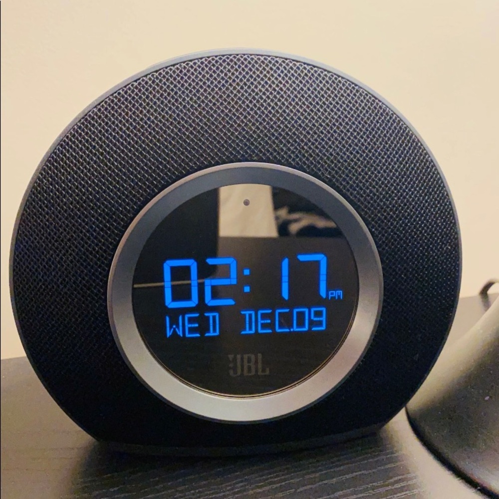 JBL Horizon Bluetooth /Clock Speaker